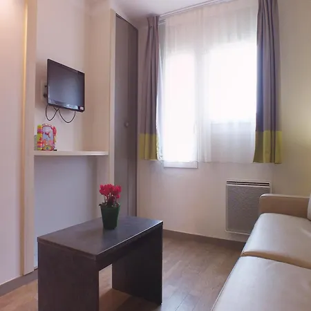 Apartment In Port-Bail Near Sandy Beach Apartamento